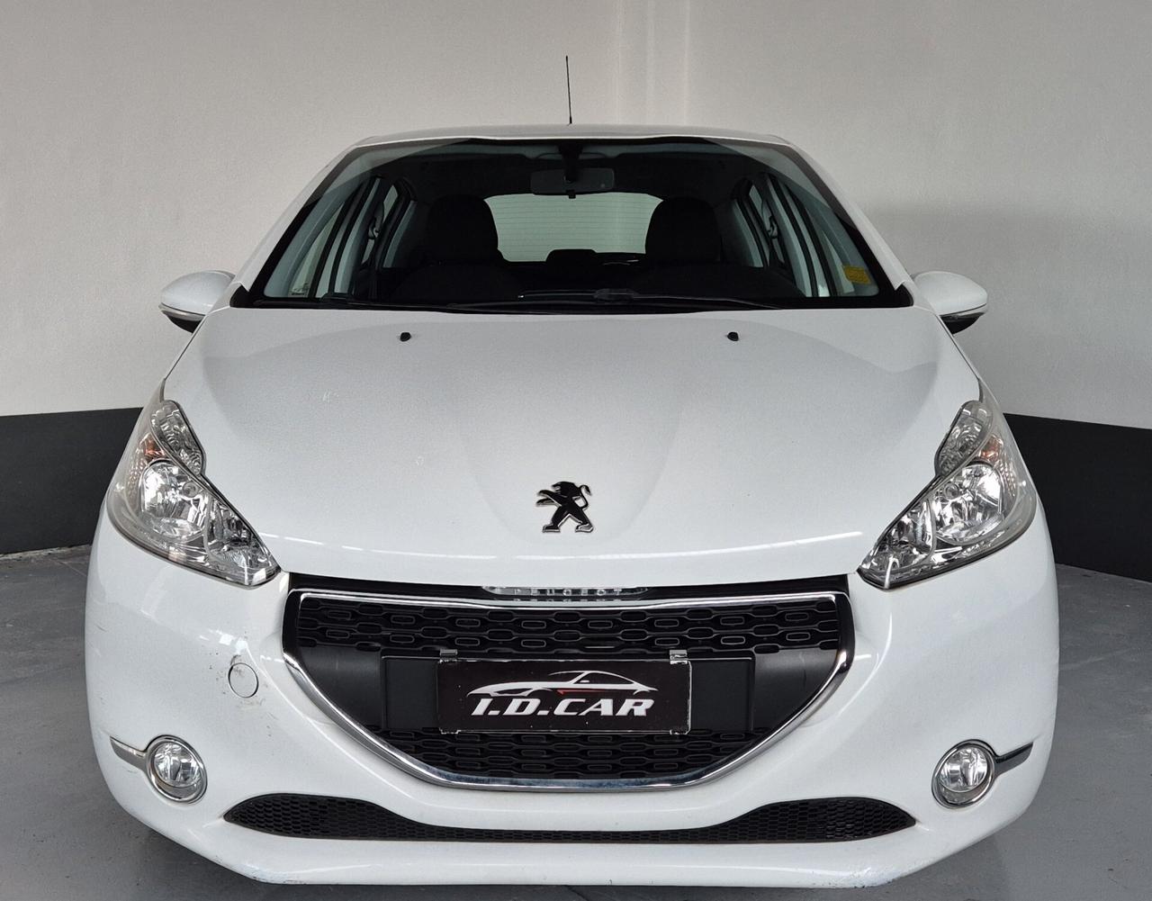 Peugeot 208 PureTech 82 5 porte Allure