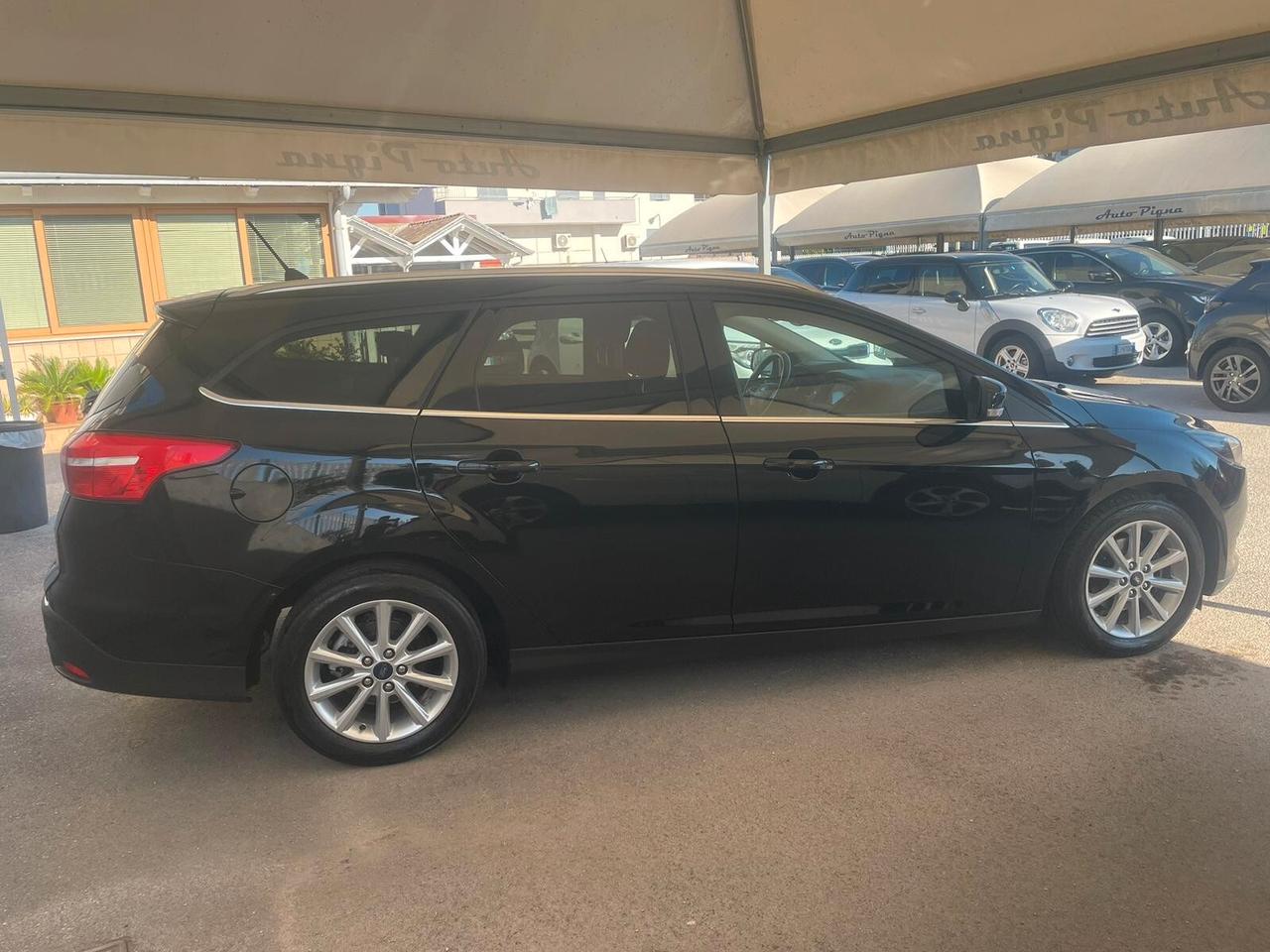 Ford Focus 1.6 120 CV GPL SW Titanium