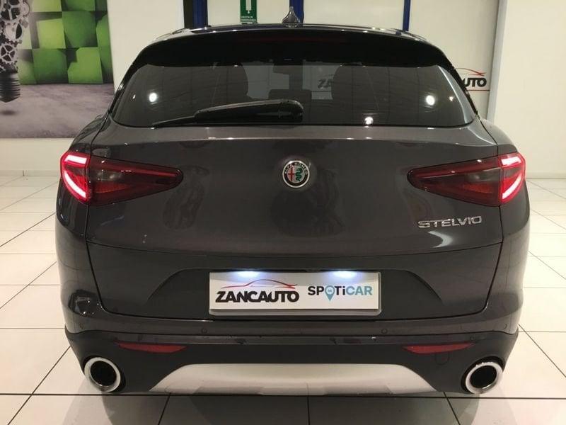 Alfa Romeo Stelvio Stelvio 2.2 Turbodiesel 180 CV AT8 RWD Super