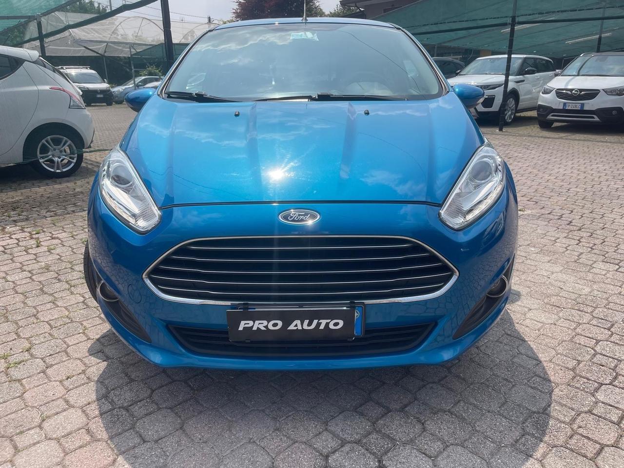 Ford Fiesta 1.5 TDCi 75CV 5 porte Titanium