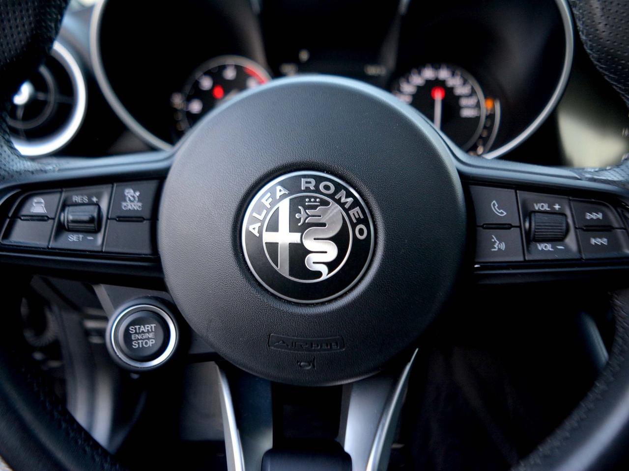 Alfa Romeo Giulia 2.2 turbo 160cv super business at8