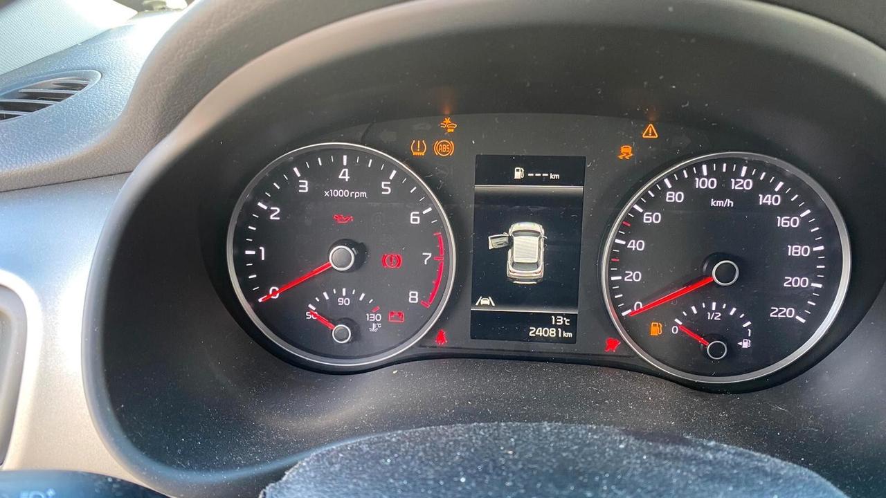 Kia Stonic 1.2 2023 - incidentata