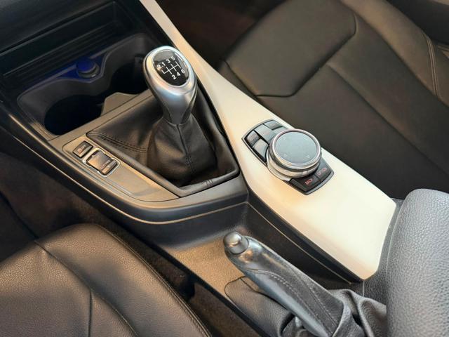 BMW 118 d xDrive 5p. Urban NEOPATENTATI