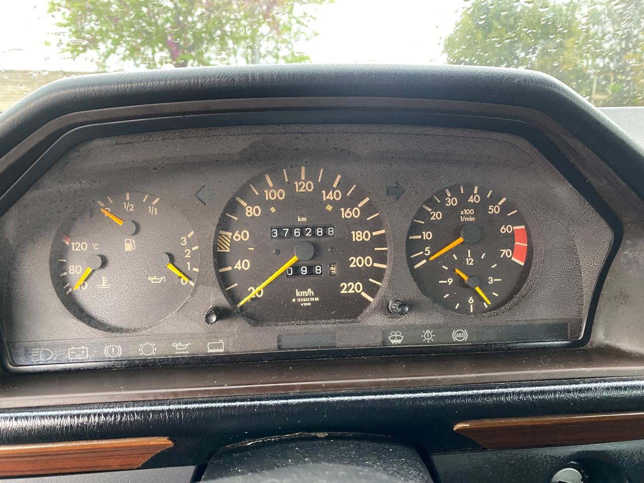 Mercedes-benz E 200 MERCEDES E 200 W124 TE