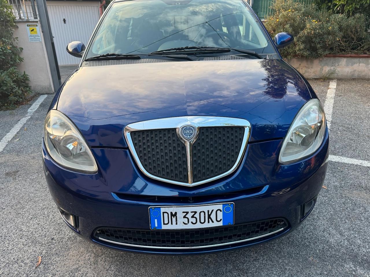 Lancia Ypsilon 1.3 MJT 90 CV Platino