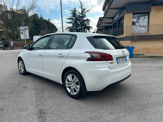 Peugeot 308 BlueHDi 130 S&S Active Business 2021