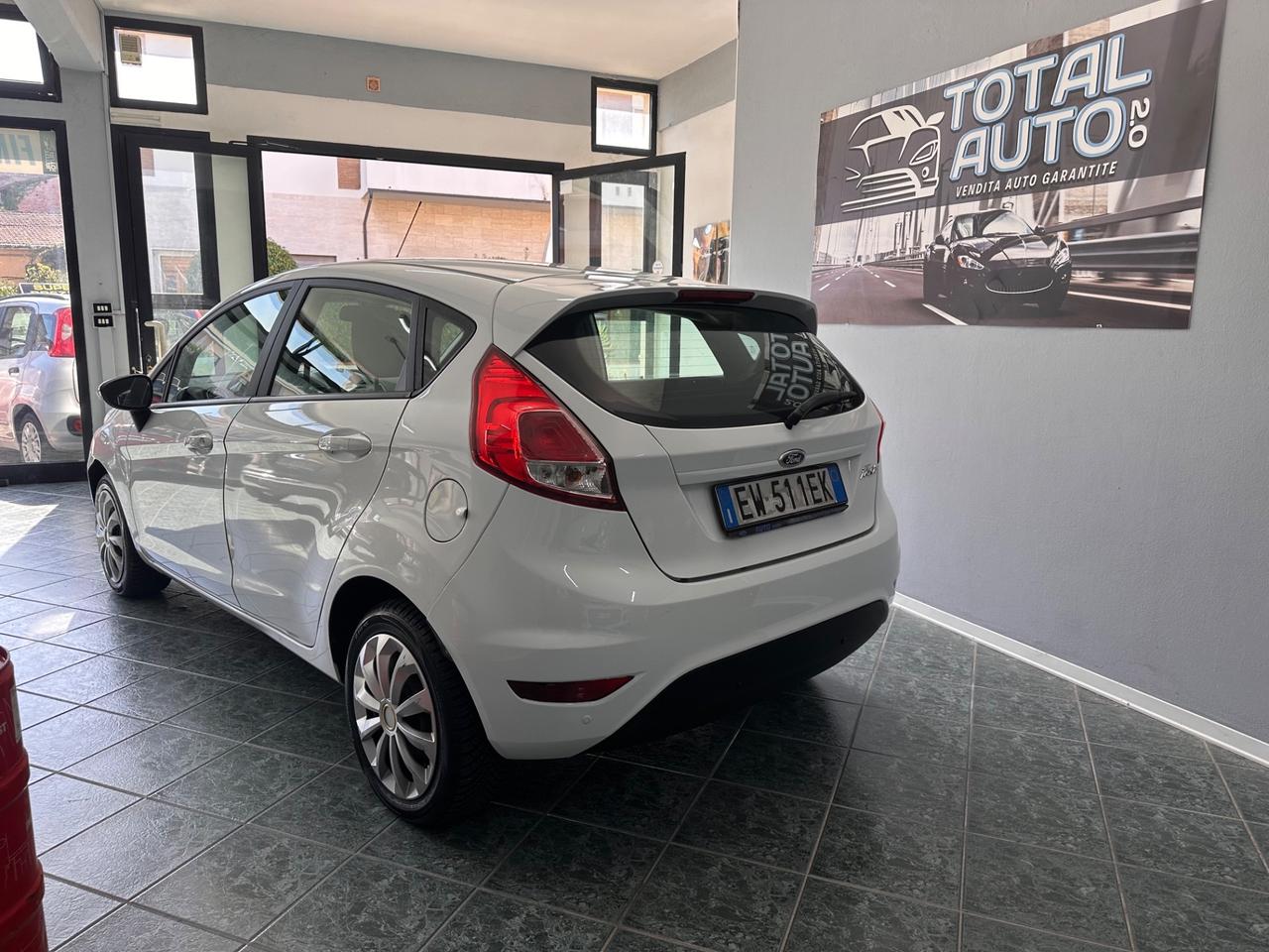 Ford Fiesta 1.4 5p. Bz.- GPL Titanium