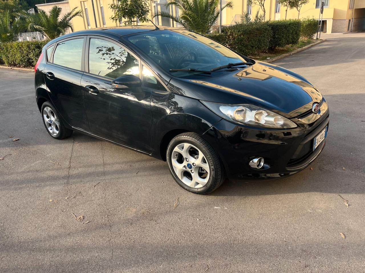 Ford Fiesta 1.2 60CV 5p.Km 115.000 Garantita