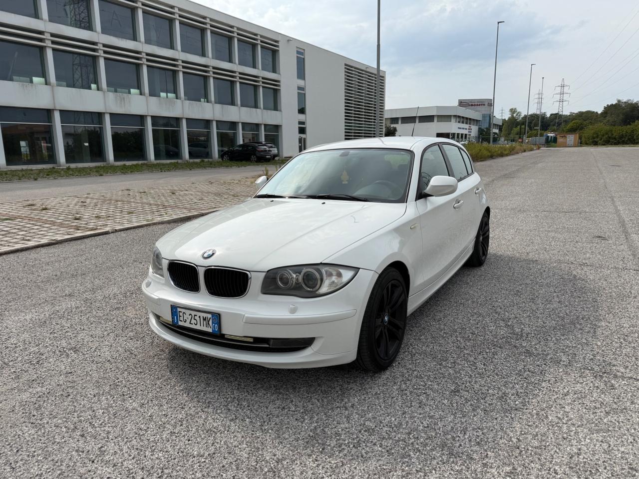 Bmw 116 116d 2.0 116CV cat 5 porte Futura DPF