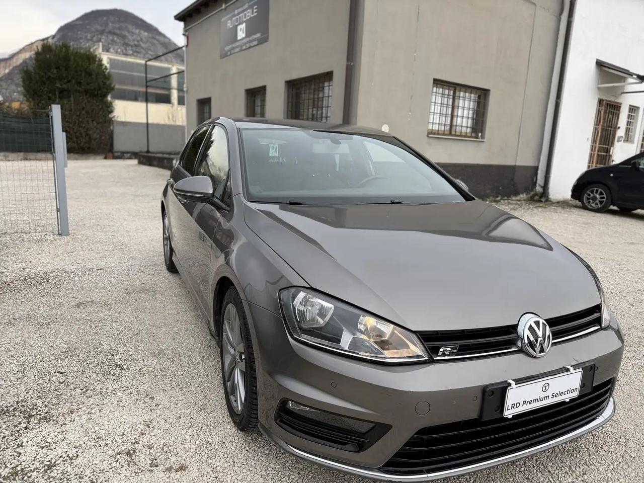 Volkswagen Golf 7 1.6 Tdi Dsg 110cv R-line Edition Uniporp E6