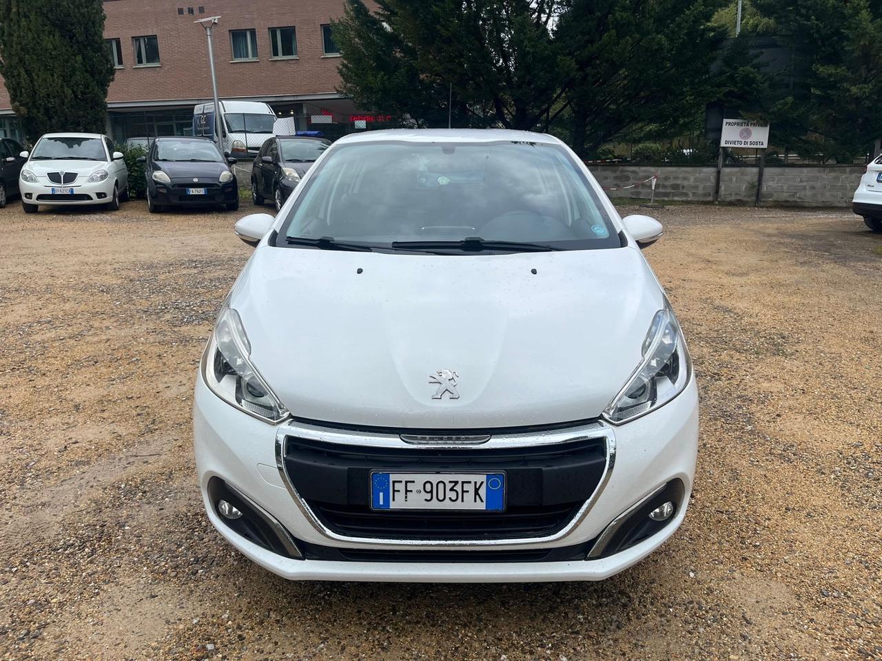 Peugeot 208 1.2 Benzina - Neopatentati - Tagliandi Certificati