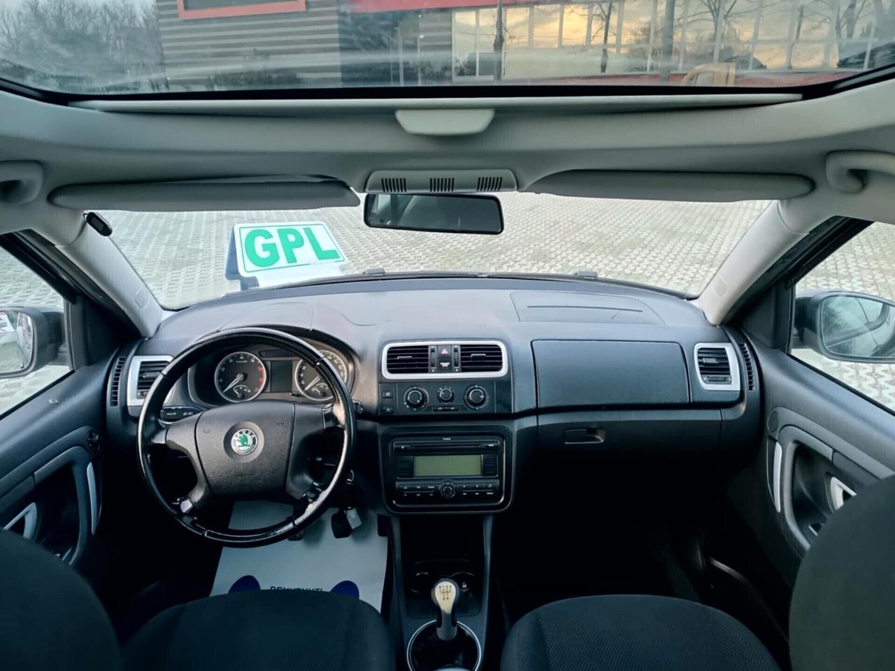 Skoda Roomster 1.4 16V Style GPLine