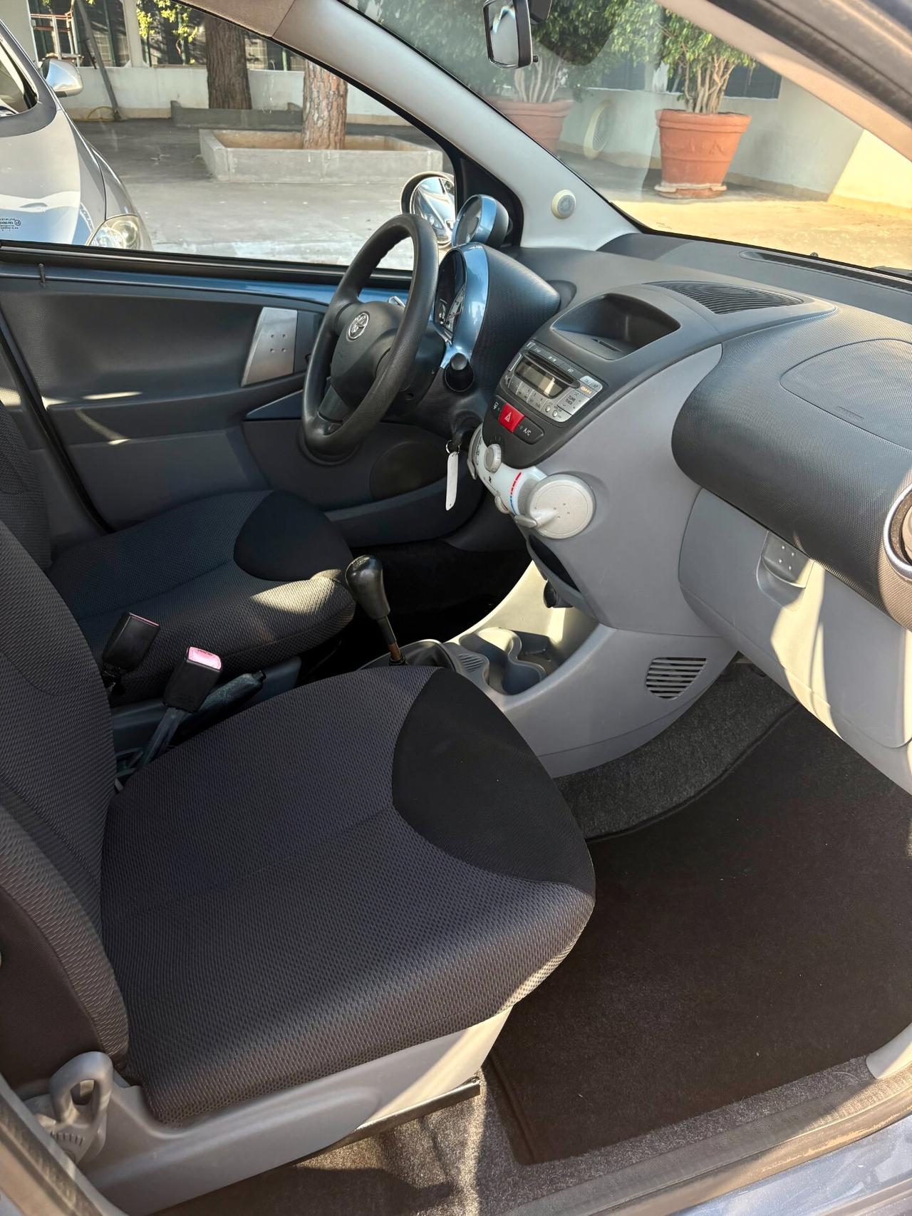 Toyota Aygo 1.0 12V VVT-i 5 porte