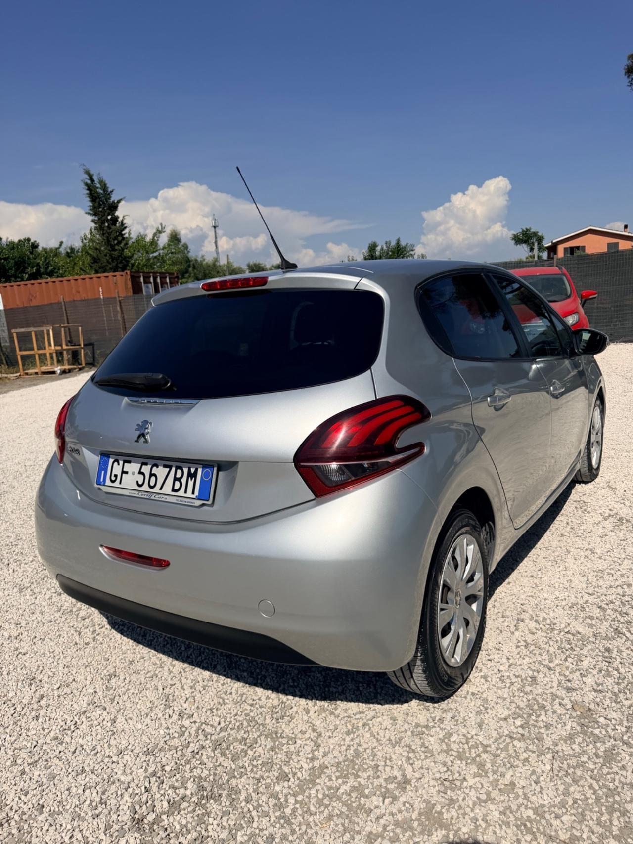 Peugeot 208 BlueHDi 100 S&S 5 porte Allure