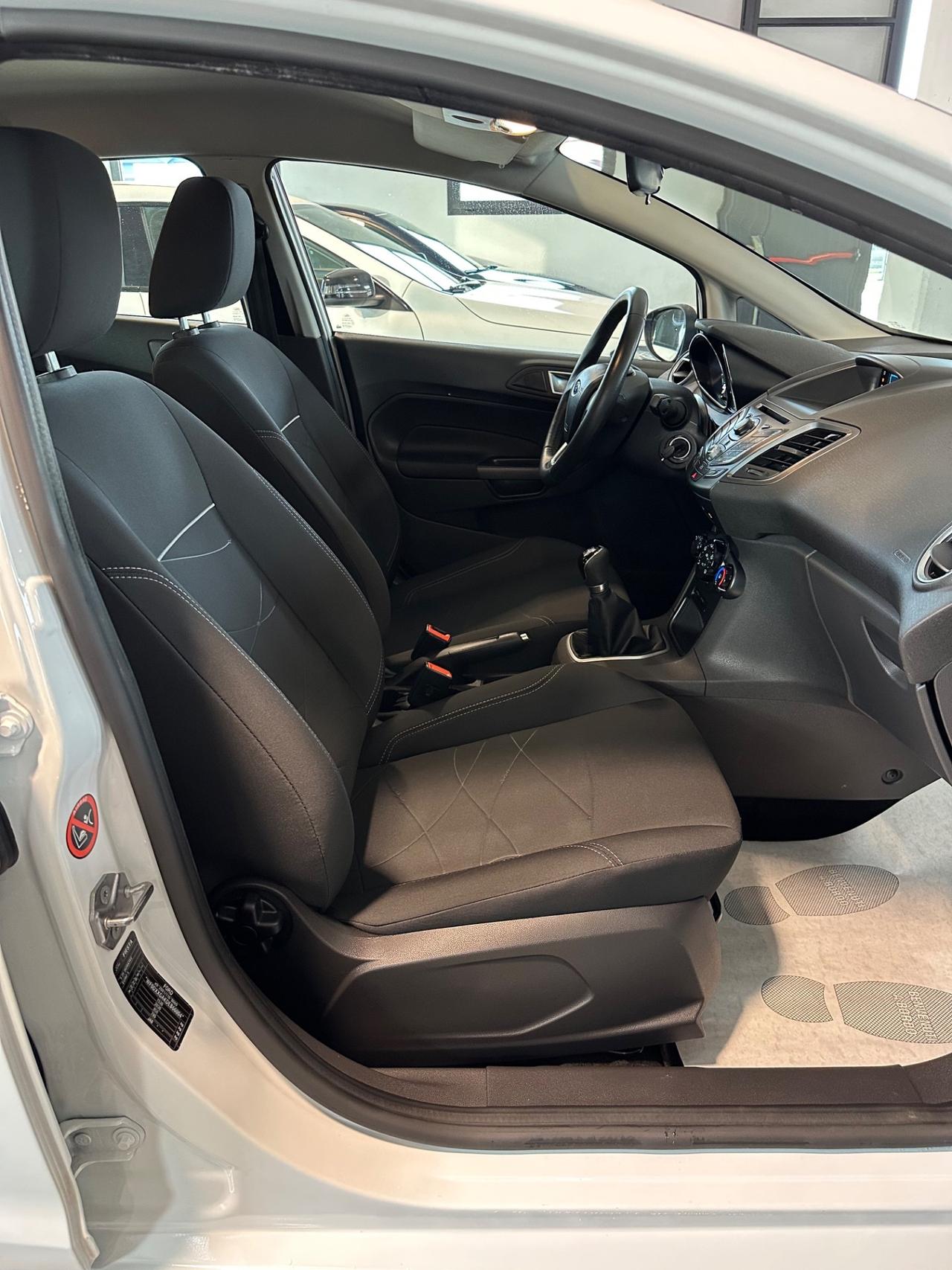 Ford Fiesta 1.2 60CV 5 porte Titanium