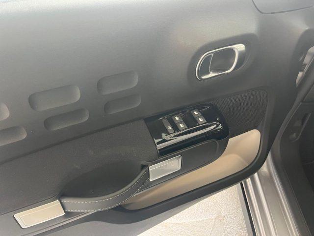 CITROEN C3 1.2 PureTech 110 Shine