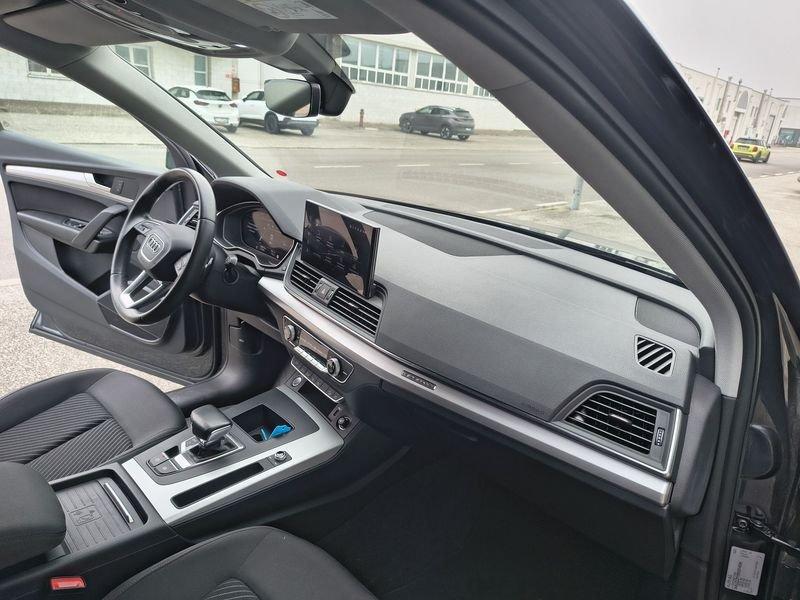 Audi Q5 Sportback 40 TDI Busin. Advanced quattro Hybrid 204 CV