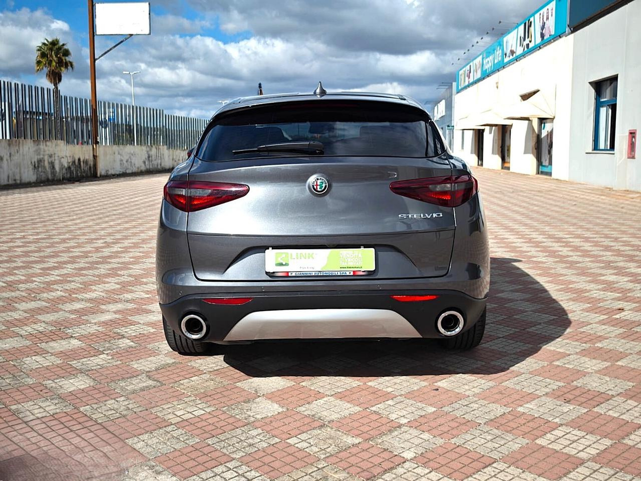 Alfa Romeo Stelvio 2.2 Turbodiesel 190 CV AT8 RWD Business