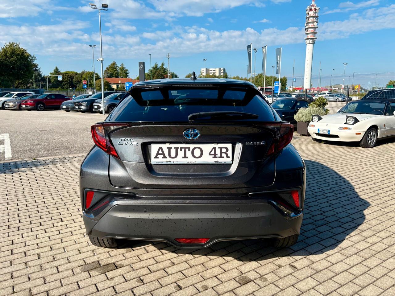 Toyota C-HR 1.8 Hybrid E-CVT Trend