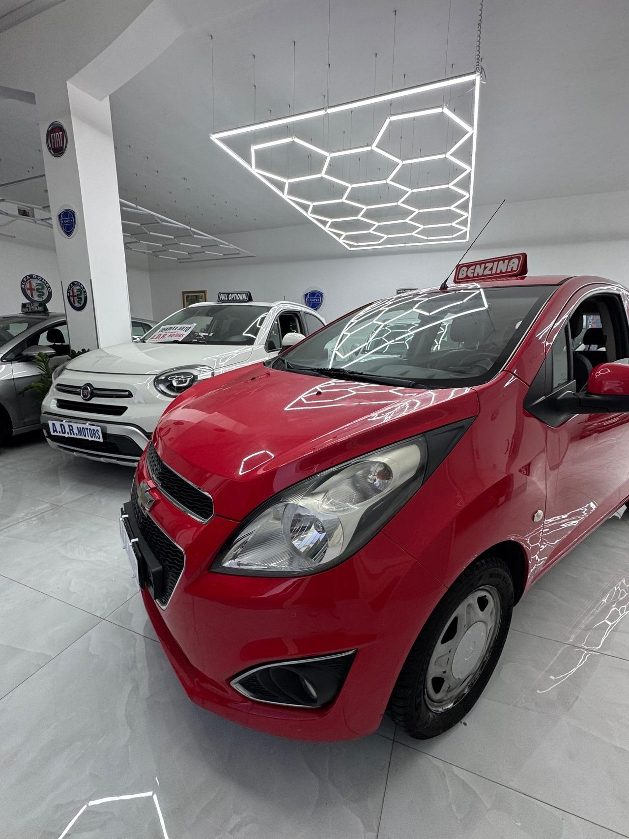 Chevrolet Spark 1.O SPECIAL EDITION 'BuBBLE'