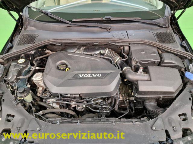 VOLVO V60 T3 Powershift Kinetic