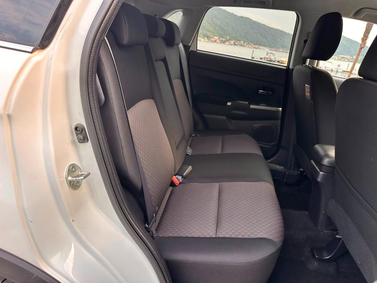 Mitsubishi ASX 2.2 DI-D 150 CV aut. 4WD Intense Navi