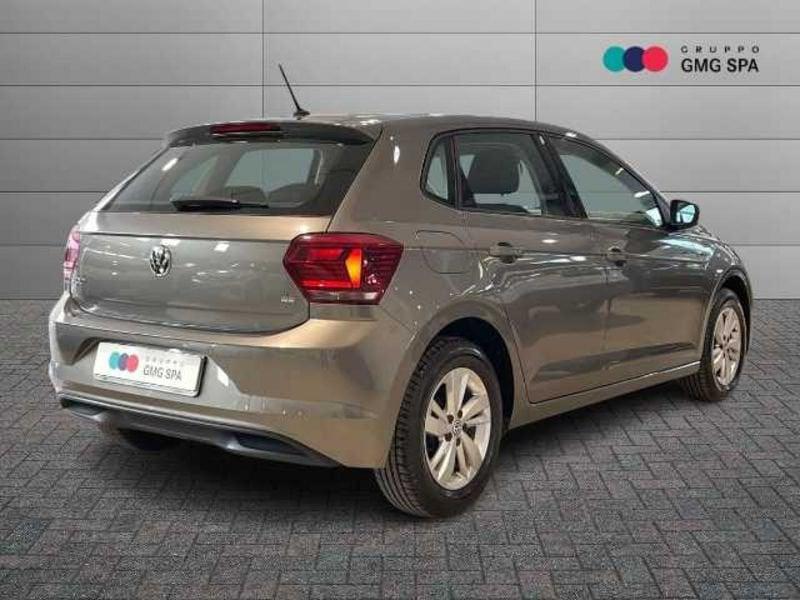 Volkswagen Polo VI 2017 5p 1.0 mpi Comfortline 75cv