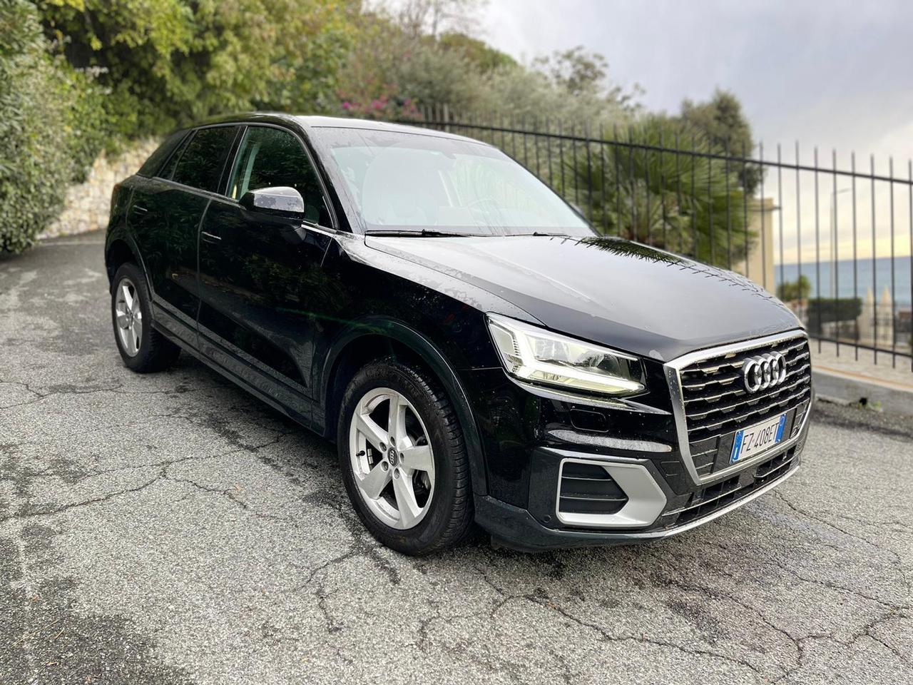 AUDI Q2 Q2 30 TDI S tronic Admired