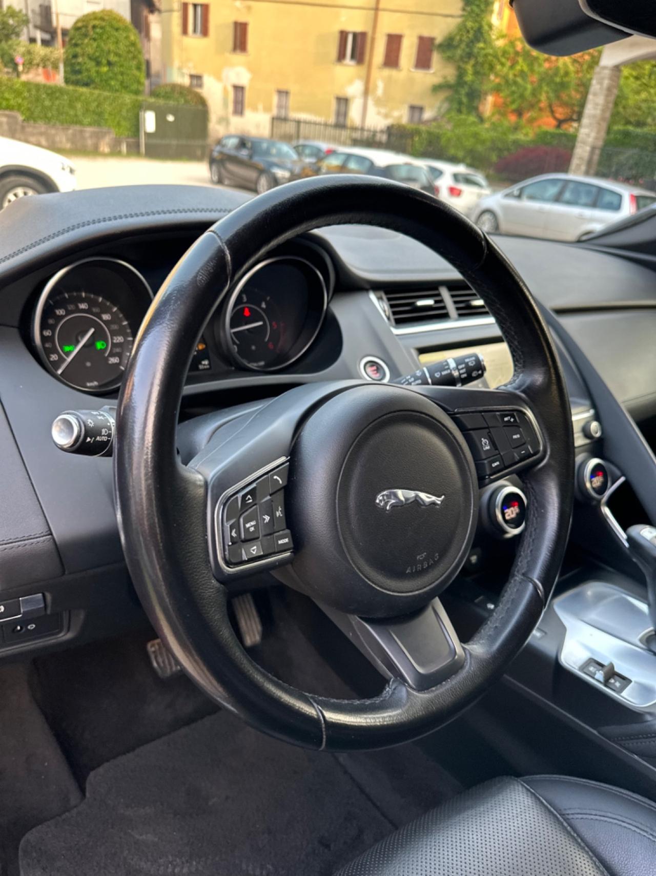 Jaguar E-PACE 2.0D 150 CV AWD S PELLE KMCERT UNICOPR