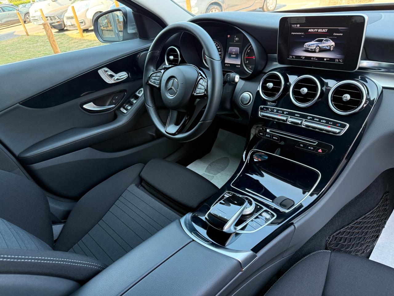 Mercedes-benz C 200 Sport 26000KM!!!