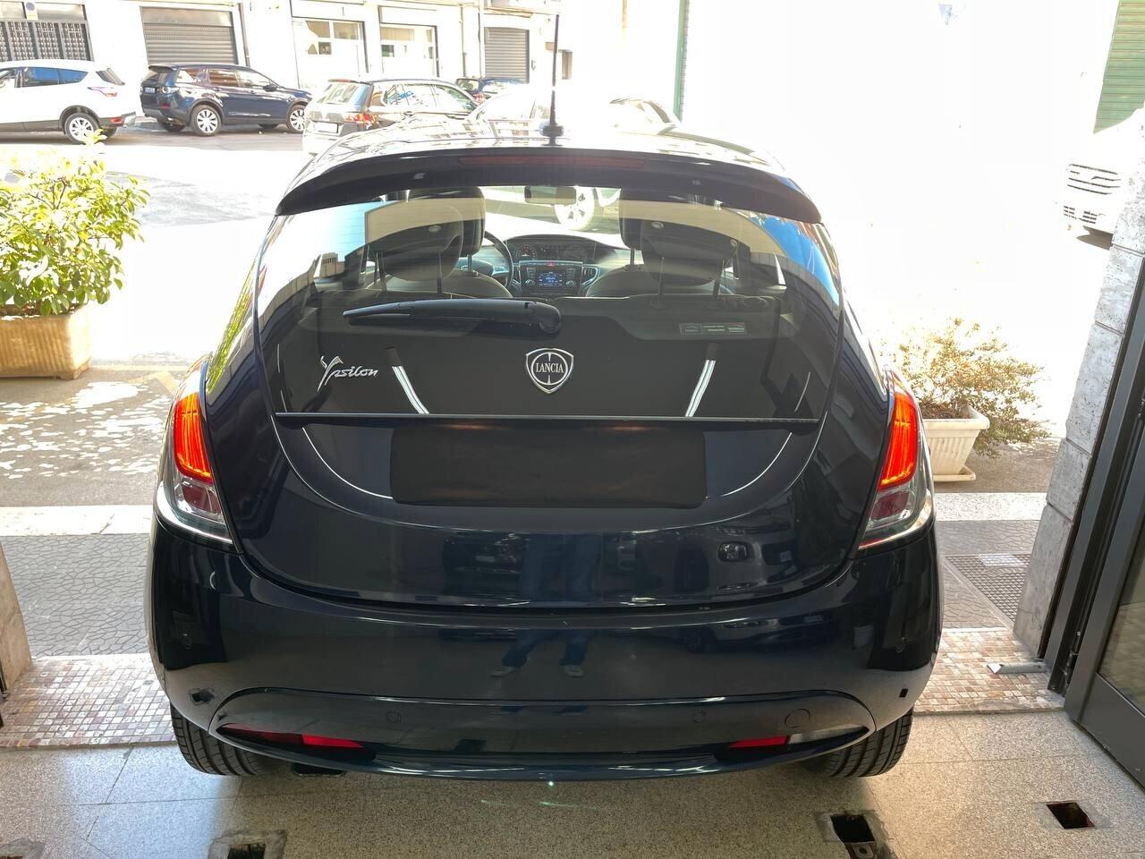 Lancia Ypsilon 0.9 TwinAir 85 CV Mya