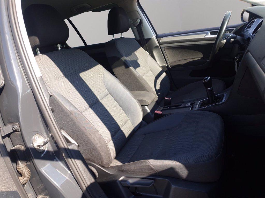 VOLKSWAGEN Golf 5p 1.6 tdi comfortline business 110cv del 2016