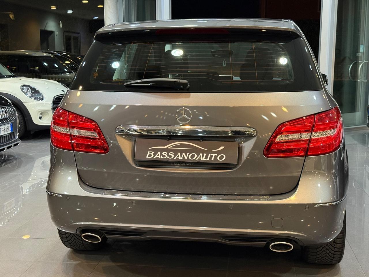 Mercedes-benz B 180 Premium DISTRIBUZIONE FATTA