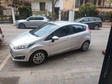 Ford Fiesta 1.5 TDCi 75CV 5 porte Titanium