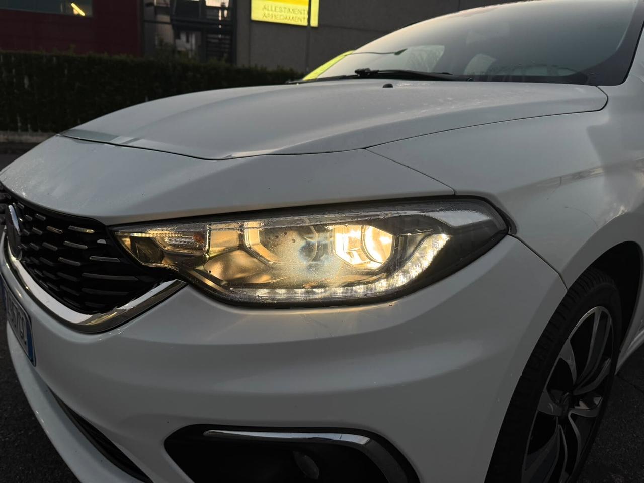 Fiat Tipo 1.6 Mjt S&S 5 porte Lounge
