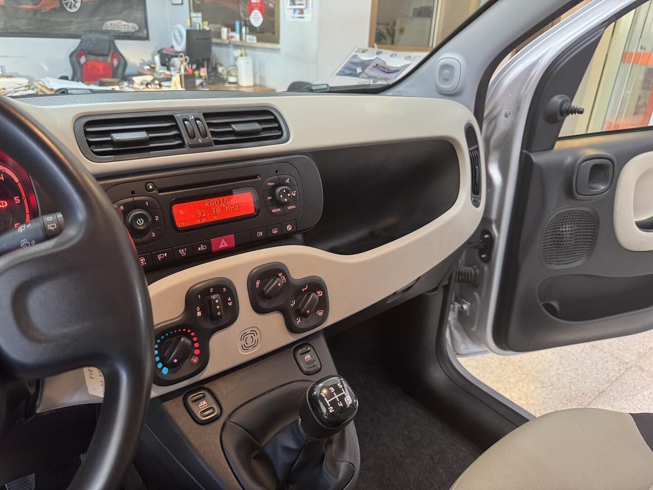 FIAT PANDA 1.3 MTJ LOUNGE 75 cv.