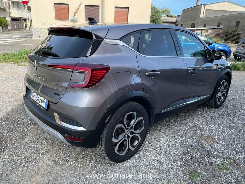 Renault Captur E-Tech hybrid 1.6 E-TECH HEV 145 TECHNO AUTO
