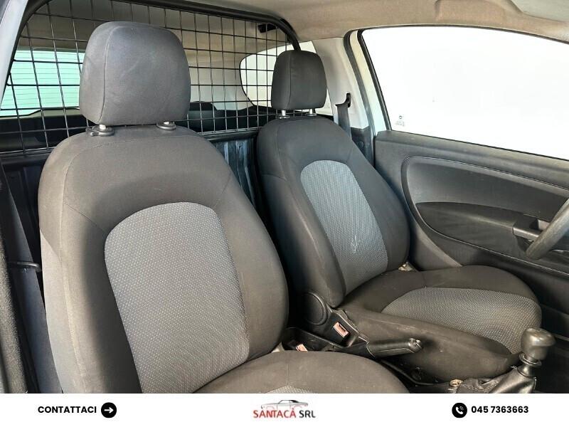 FIAT Punto Van Autocarro