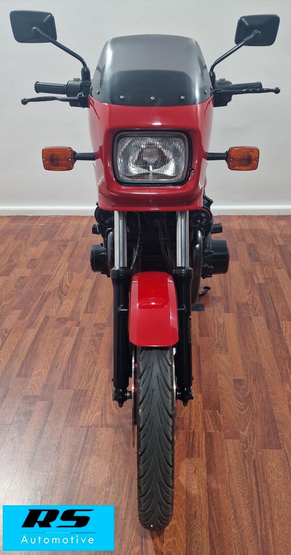 Kawasaki GPZ 1100