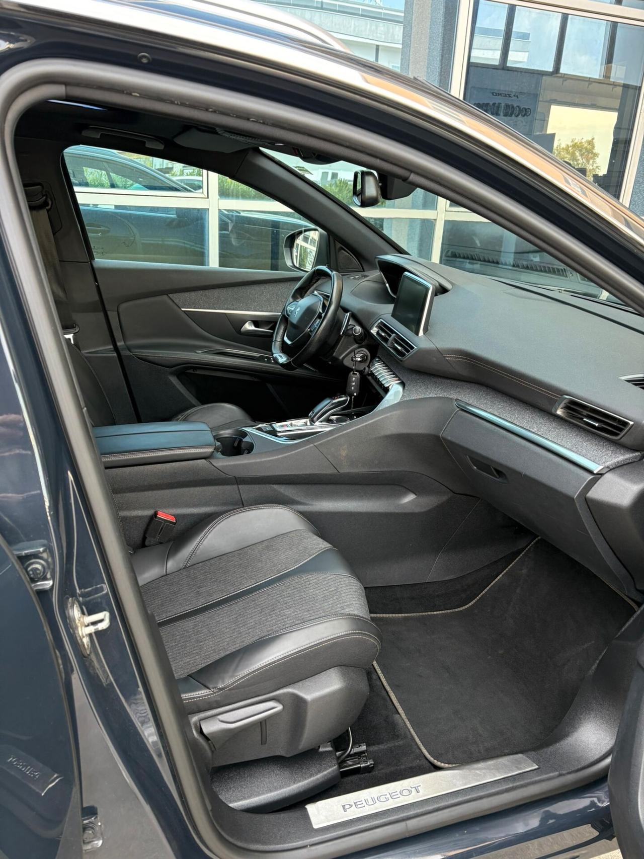 Peugeot 3008 BlueHDi 130 S&S EAT8 GT Line