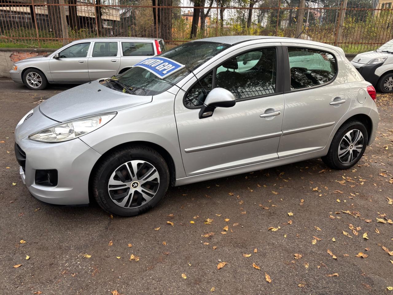 Peugeot 207 Plus 1.4 8V 75CV 5p. ECO GPL
