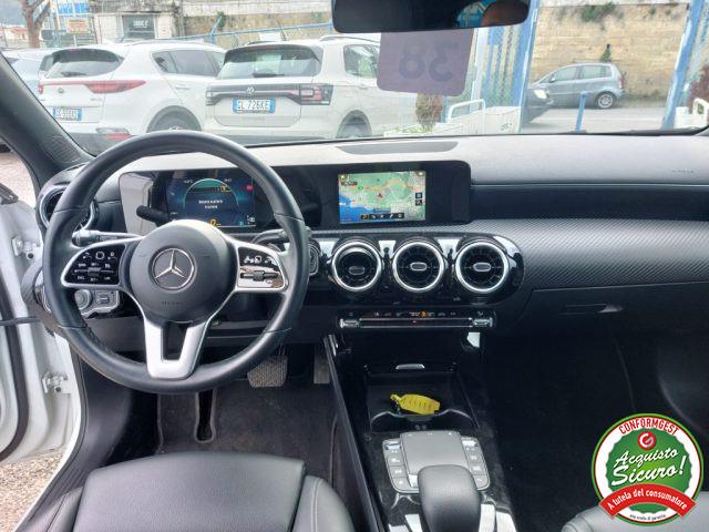 MERCEDES-BENZ A 180 d Automatic Premium