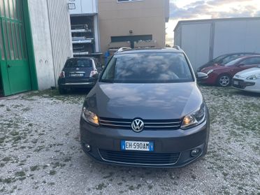 Volkswagen Touran 2.0 TDI 140 CV Highline 7 POSTI