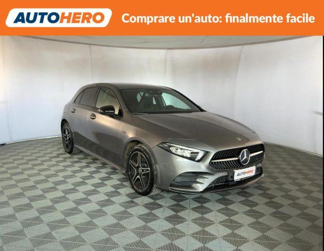 MERCEDES-BENZ A 160 Premium