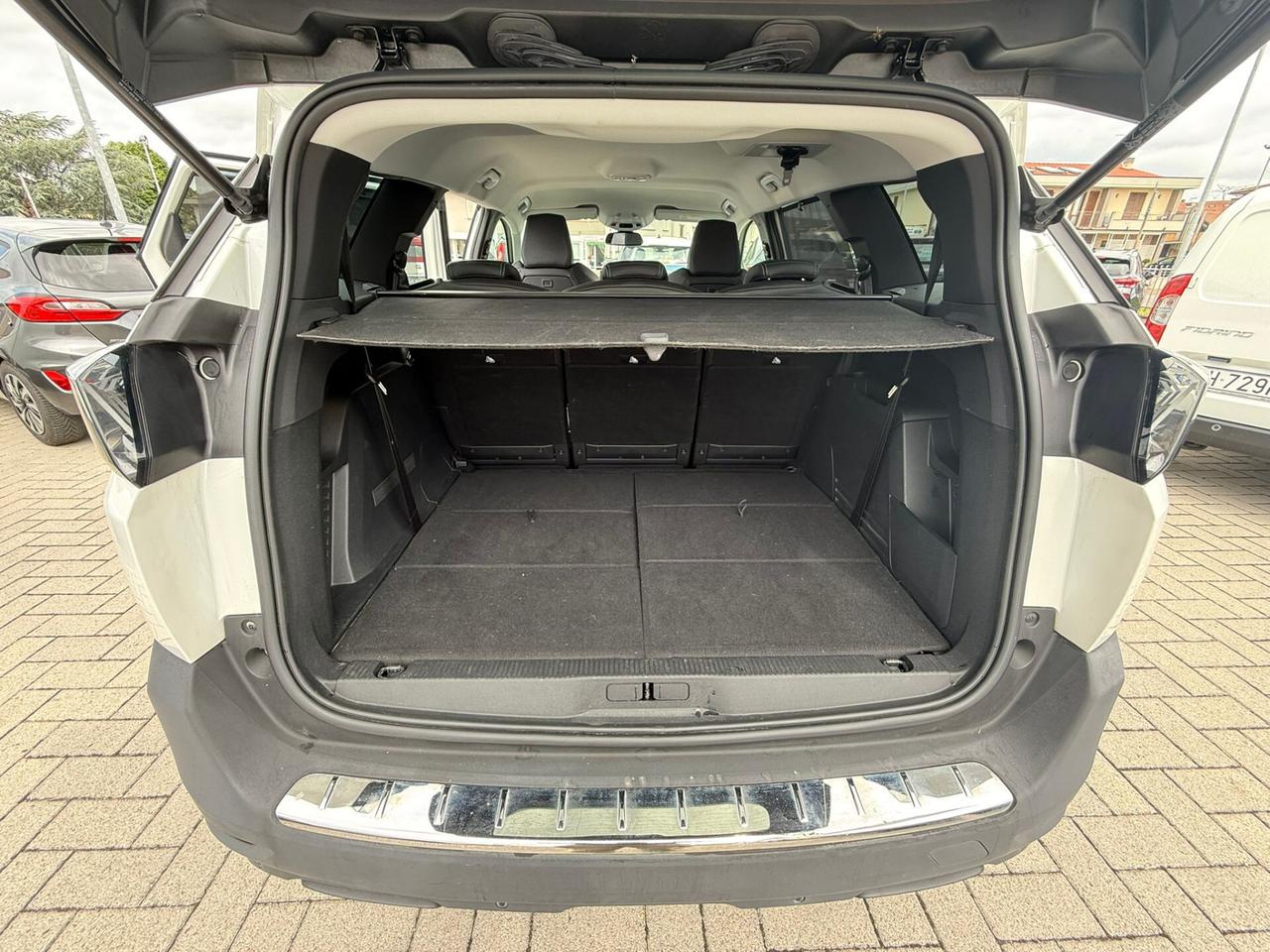 Peugeot 5008 *7 POSTI* 1.5 HDi *CAMBIO AUTMATICO*