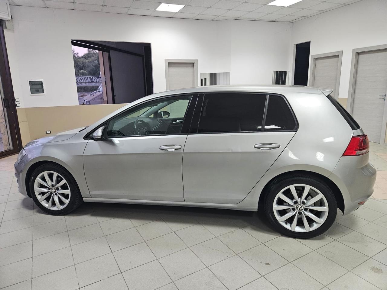 Volkswagen Golf 1.6 TDI 5p. Highline BlueMotion Technology