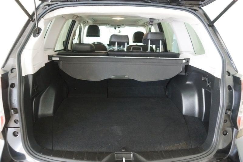 Subaru Forester Forester 2.0 CVT XT Navi +GANCIO TRAINO