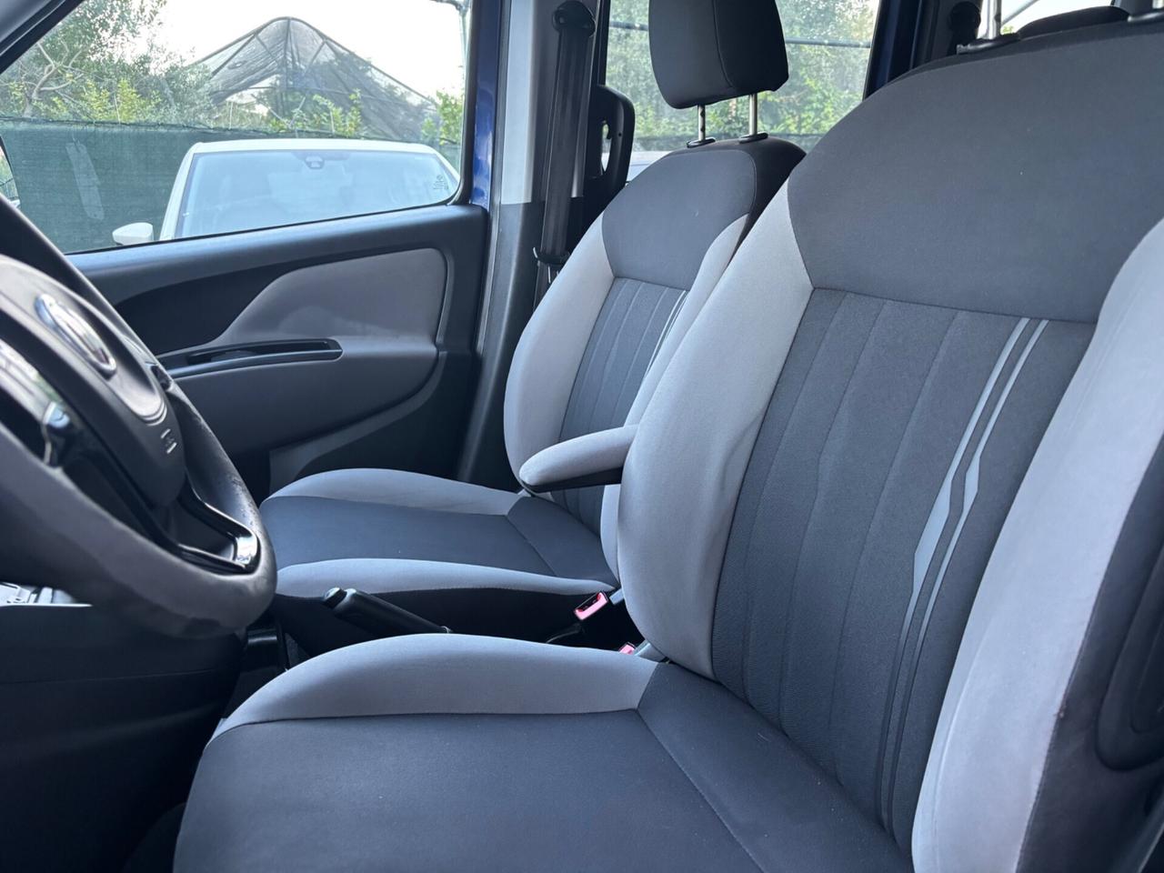 Fiat Doblo 1.6 MJT 105CV Lounge OK NEOPATENTATI