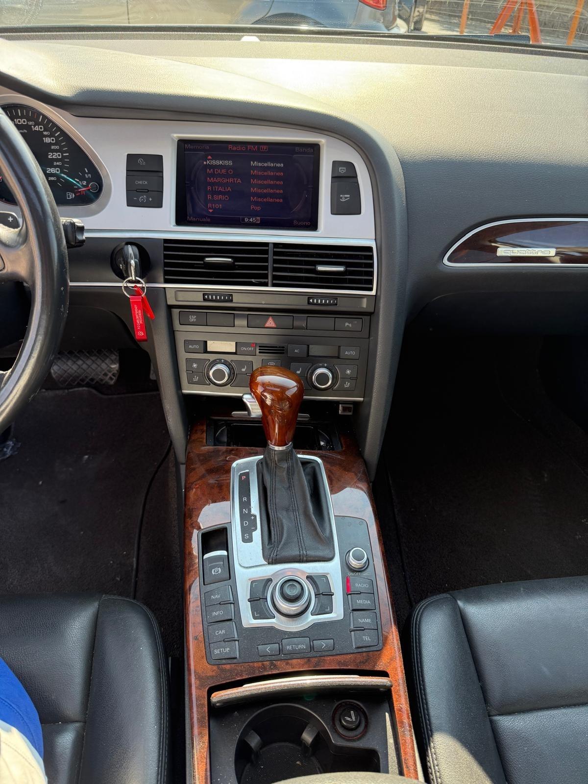 Audi A6 Avant 4.2 V8 FSI quattro tiptronic