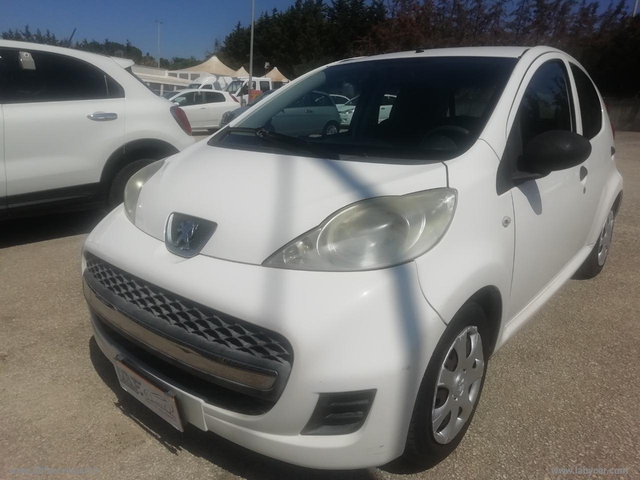 PEUGEOT 107 1.0 68 CV 5p. Allure